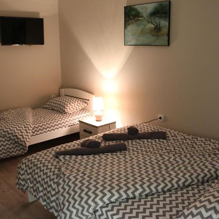 Apartman Petrov Donji Milanovac Exterior photo